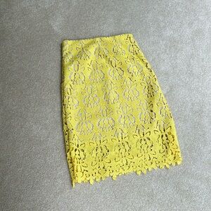 Banana republic yellow skirt